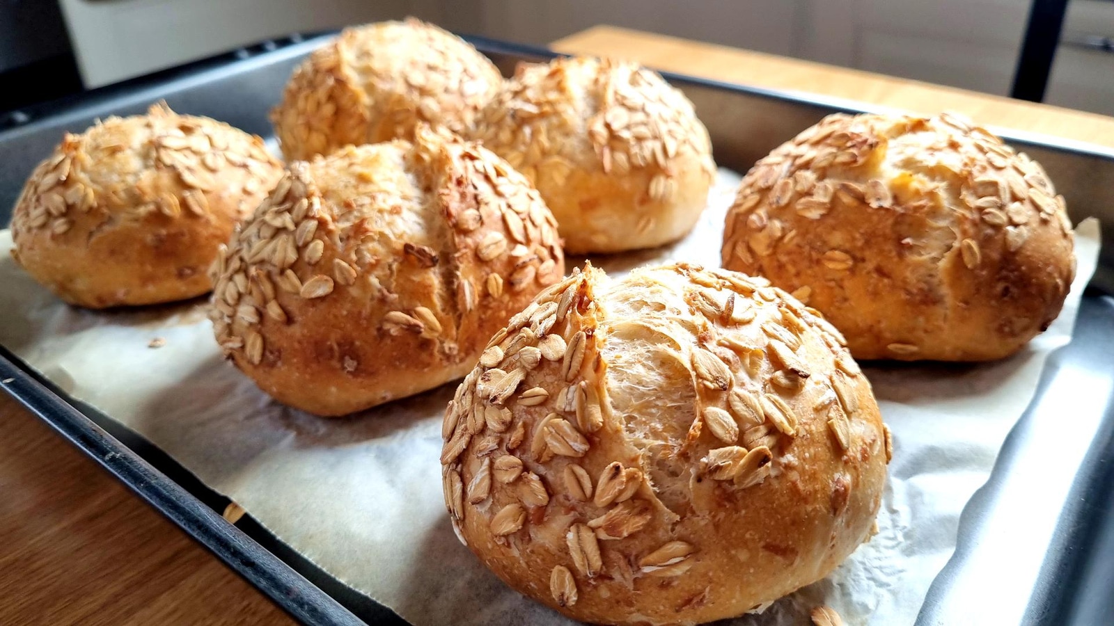 Oat-Coated Bread Rolls