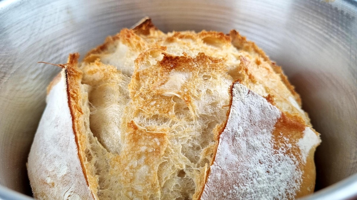 Fluffiest Round Loaf Bread by Food Language