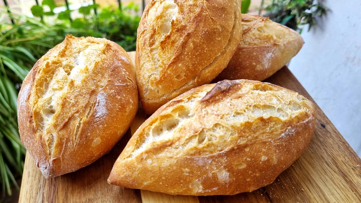 Wheat Grain Shaped Bread by Food Language